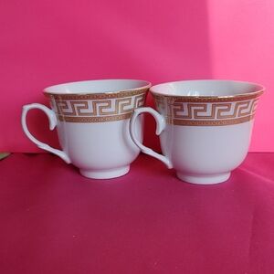 [Never Used] Fine Porcelain White and Gold Patterned Teacups